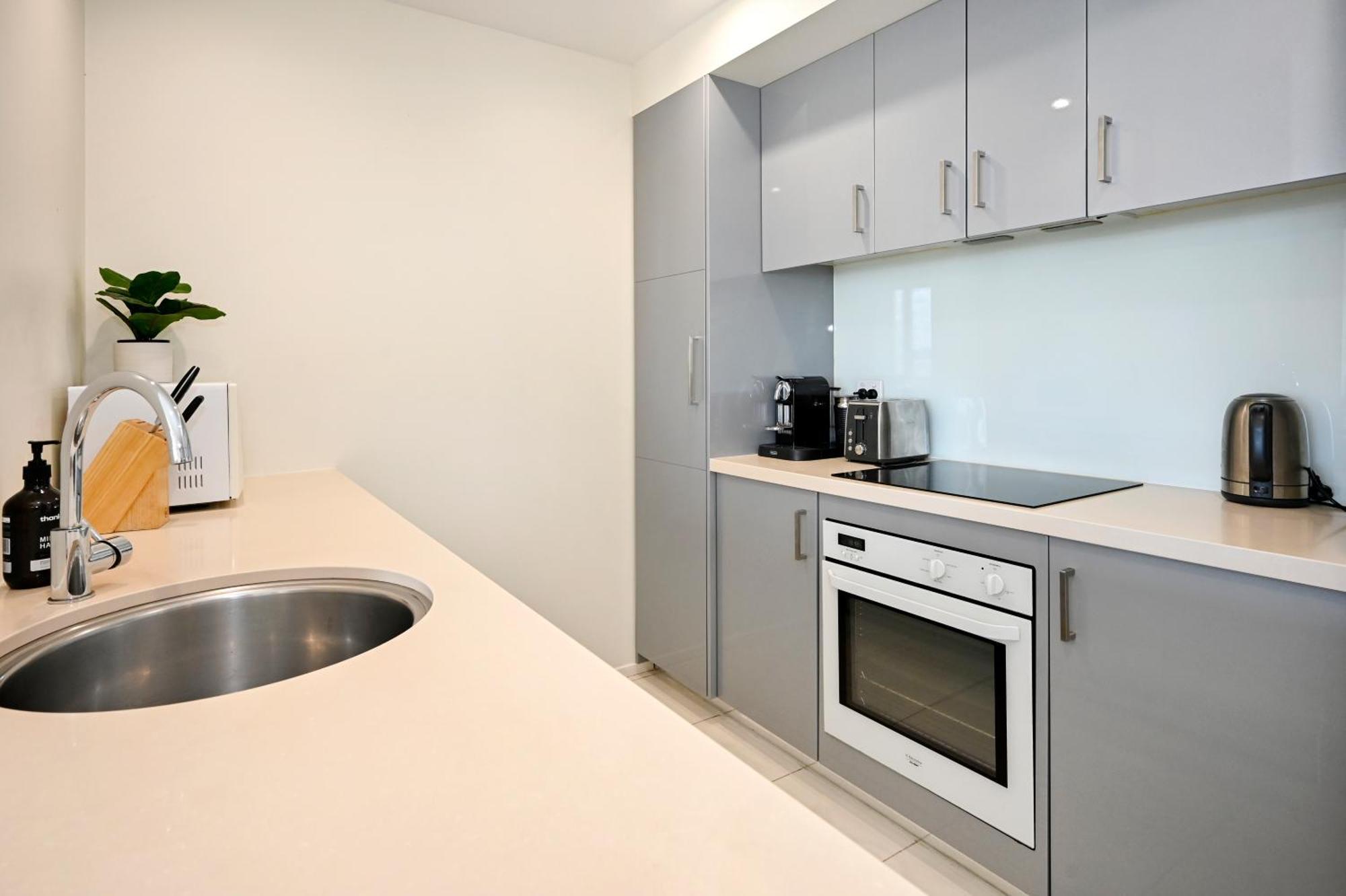 Apartment - Stunning Views Zf9 Alexandra Headland